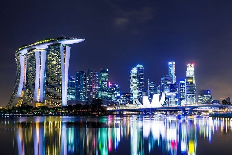 Singapur por la noche